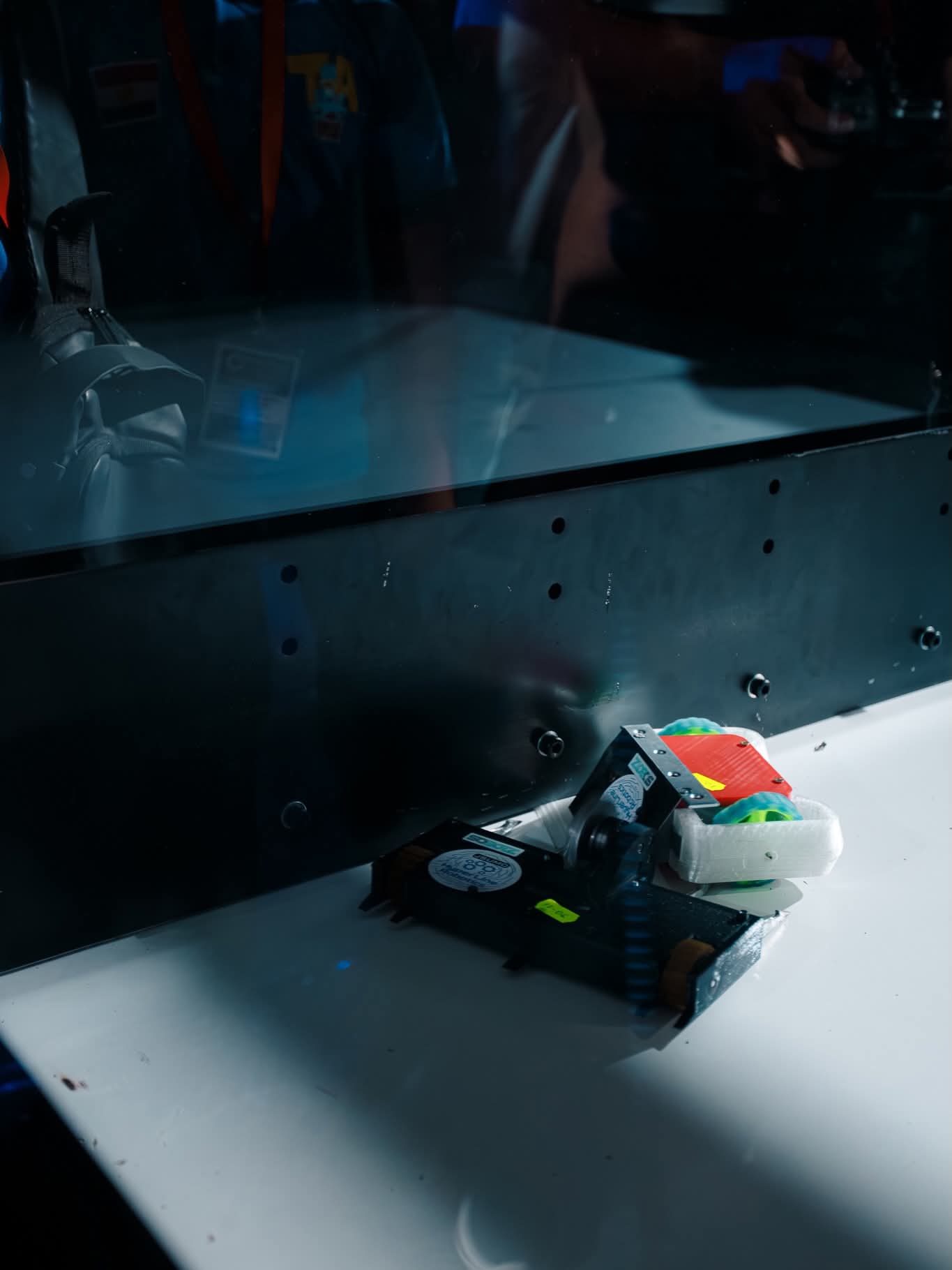 Combat robot in the arena